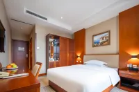 Hongcui Garden Hotel (Linyi Taisheng Plaza Branch)