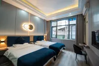 Hejiang Hongli Business Hotel Hotels in Hejiang