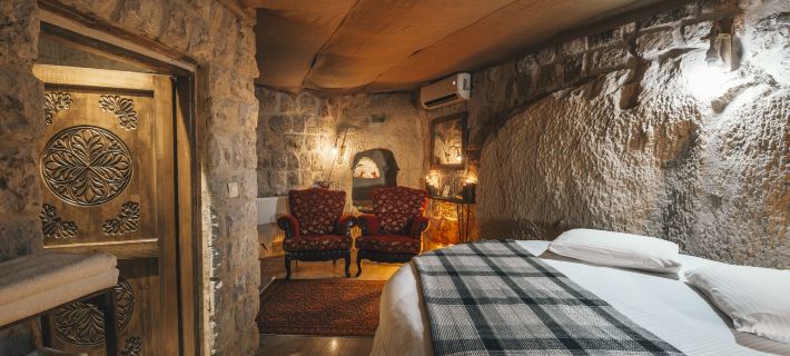 Saliche Cave Suite Hotels in Nar