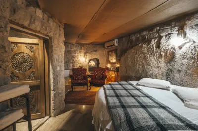 Saliche Cave Suite Hotels in Nar