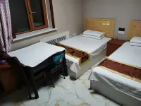 Yifeng Express Hotel - إقامة ريفية
