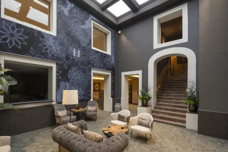 Hesperia Barcelona Barri Gòtic Отели рядом с достопримечательностью «Площадь Испании»