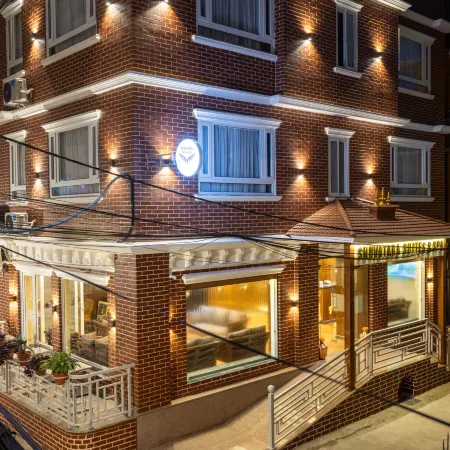 Shuvatara Suites & Spa