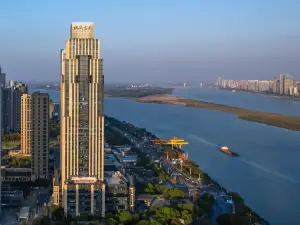 Grand Skylight International Hote Nanchang (Honggutan Bayi Bridge Branch)