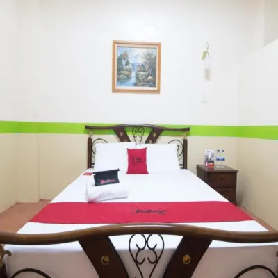RedDoorz @ Praferosa Resort Hotel Calamba Hotels near Banlic Catholic Chapel