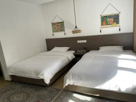 Pingwu Di Yi Rong homestay Отели рядом с достопримечательностью «Baxijia Ancient Village»