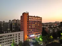 MANZHOU TINTERNATION HOTEL Hotels in Yiyang