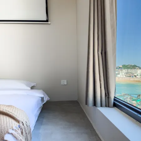 Dongshan Nanshang Homestay (Nanmenwan Branch)