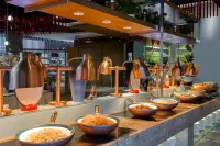 Royal Garden Hotel - Desayuno