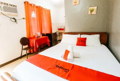 RedDoorz @ Gaea's Apartment Panglao Hotels in Panglao