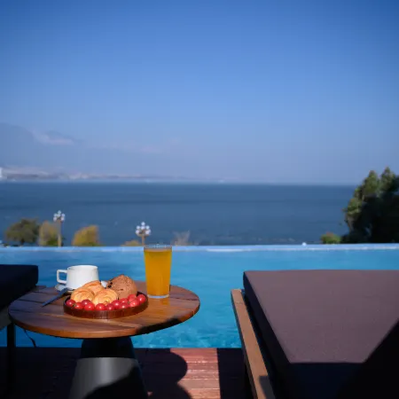 Dali Fengyouyuan · Luyushiguang Villa Sea View B&B (Erhai Park Branch)