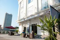 Alphastay Hotels in Móng Cái