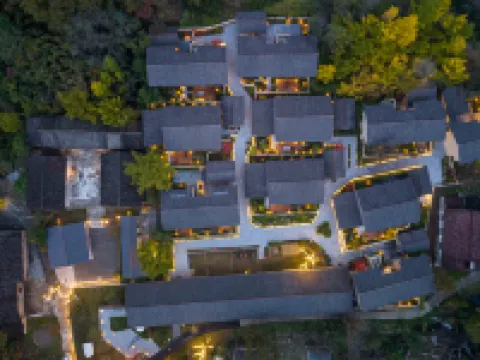 ทริป คอม กรุ๊ป คันทรี รีทรีทส์ (หลิวปา ฉินหลิง นัมเบอร์วัน จอยน์ รีสอร์ต) โรงแรมในหลิวปา