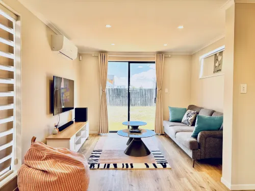 Lovely home.Close to hospital & City center Hotels in Ōhaupō
