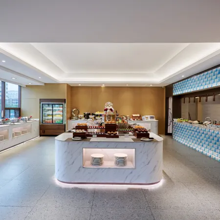 Madison Hotel Ningbo Tianyi Square Xinyuan