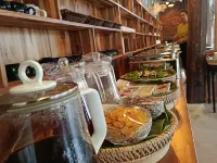 Vang Luang Hotel Hotels near That Chomsi