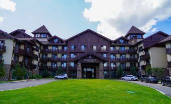 HOLLICK HOTEL