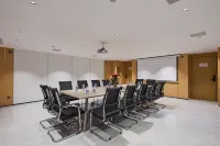 Urba S Hotel (Xi'an Xianyang International Airport Branch) - Business