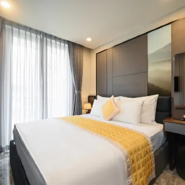 The Moon 2 Hotel Hotels near Metro Binh Phu