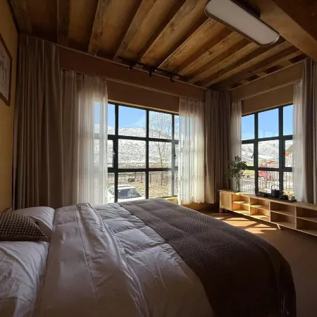 Yanglong Mountain Residence Homestay