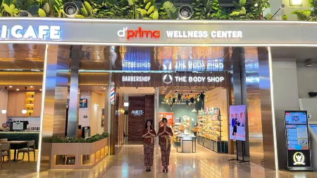 D'Primahotel Airport Jakarta Terminal 3 Wellness Center Отели рядом с достопримечательностью «Soekarno-Hatta Statue»