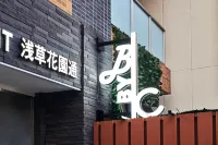 B/C 아파트먼트 아사쿠사 하나조노 도리 호텔, 렌탈카 및 사우나 포함