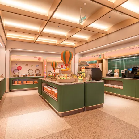 Orange Hotel (Swan Lake Town Branch)