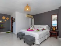 Lanta Beachfront Resort