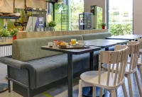 伯扎內蘭斯民宿酒店 - 早餐