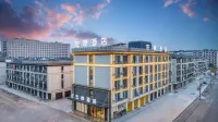 Lefe Bank Hotel Hotels in Yiwu