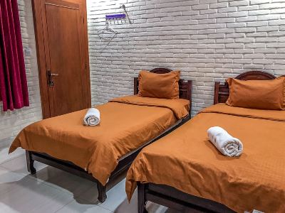 スーペリアツインルーム ウィスマ アリーズ ホテル ジョグジャカルタの写真