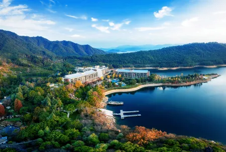 InterContinental One Thousand Island Lake Resort Отели в г. Чуньань