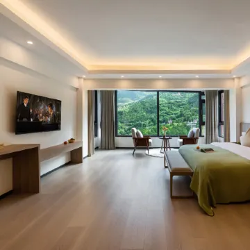 Xilin Mountain Residence (Danba Jiaju Tibetan Village)