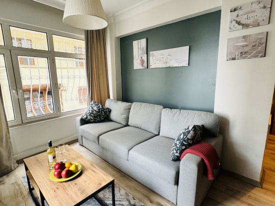 Duplex with a Bosphorus view