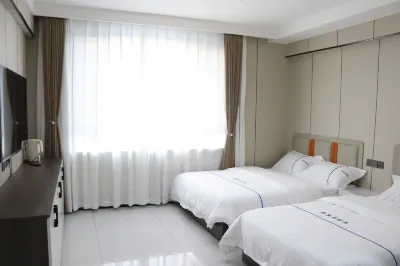 Jixiangju Chinese Inn Hotels near Wandu Mountain City