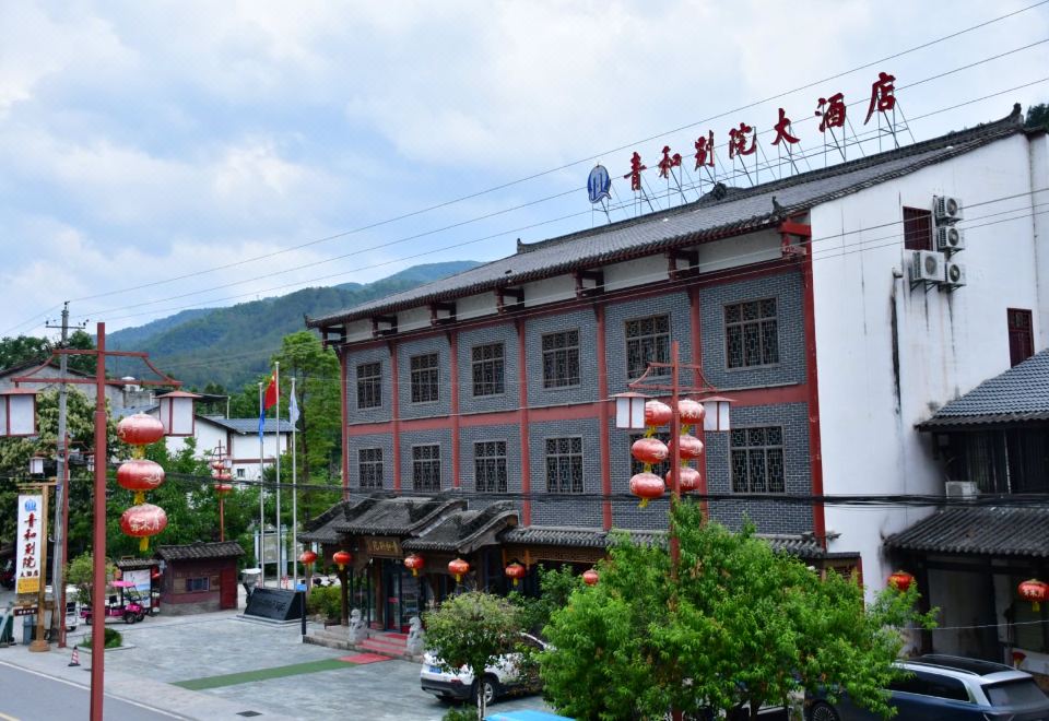 hotel overview picture