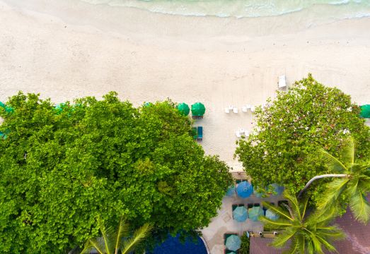 반 차웽 비치 리조트 해변 전경