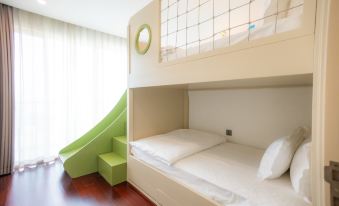 One Park Hotel & Residence
