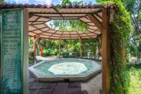 Yingyuetan Hotspring Hotel - Varme kilder