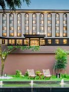 Yueling Hotel