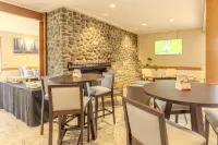 Kingsgate Hotel Te Anau - bar
