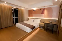Haijing Qingyue Hotel (Xining Haihu Wanda Plaza)
