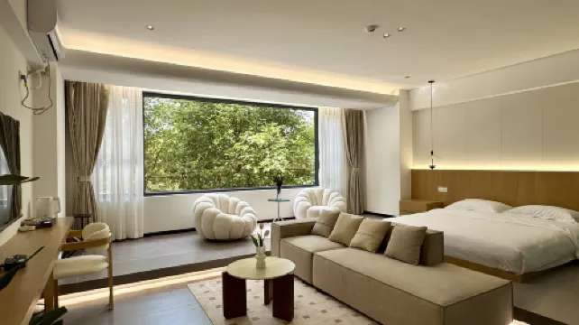 Heqing Xinjingju Homestay