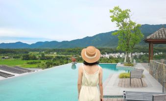 Huangshan hongcunTanhouse Hot Spring Resort
