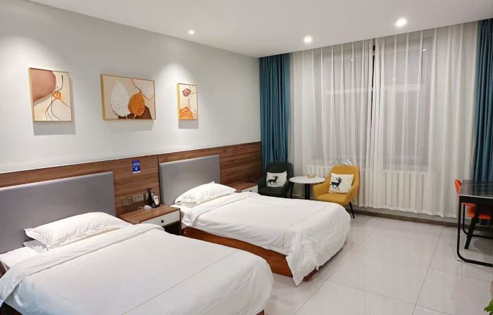 Ushenqi Yunfeng Zicheng Business Hotel
