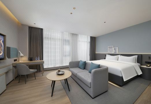 Country Inn & Suites Nanchang West Railway Station Branch Hotel Overview