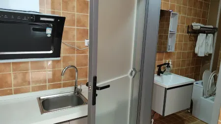 Jinshan Homestay (Seafood Street)