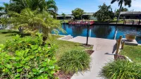 Coral Sunshine - large south terrace with pool/spa