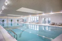 Xuanli Hotel (Fangte Branch, Hangzhou Bay New Area, Cixi, Ningbo) - Pools