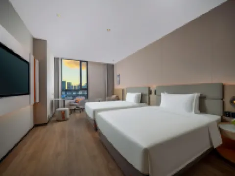 Holiday Inn Express Shanghai on the Bund by IHG Hotel di Shanghai